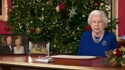 Darf endlich einmal die Wahrheit sagen: die virtuelle Queen bei ihrer alternativen Rede auf Chanel 4...