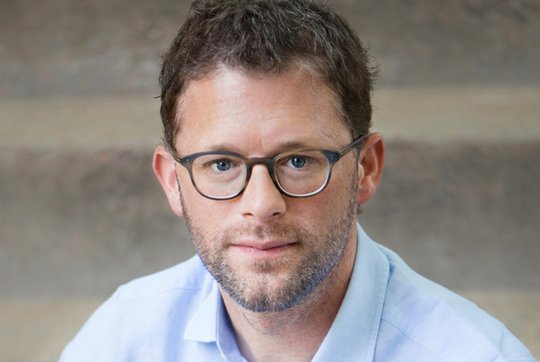 David Karasek folgt auf Ueli Achermann, der im Sommer in den Ruhestand geht... (© Bild SRF)