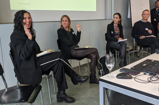 Stämpfli, Lüthi, Prinzing und Stern haben die Aufgabe von Journalisten kritisch hinterfragt...
