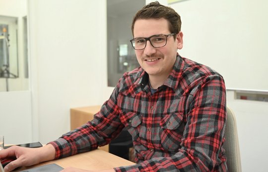 Fabio Lutz verliess die Wochenzeitung nach einem halben Jahr wieder....  (Bild: © fridolin.ch)