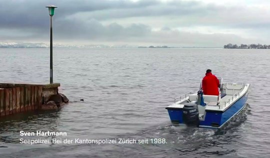 Kapo Zürich sucht künftige Polizistinnen und Polizisten... (Bild zVg)
