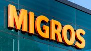 Grossabbau werde von Fachkräftemangel abgefedert, verspricht der orange Riese, der sich aufs «Kerngeschäft» konzentrieren will... (Bild zVg)