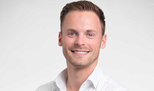 Voller Zuversicht: «Im Vergleich zu anderen Mediengattungen ist Aussenwerbung definitiv im Aufschwung...»    (Bild zVg)