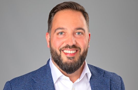 Martin Zust (Bild) verstärkt die 2022 von Martin Kathriner gegründete Agentur aus Meggen... (Bild: zVg)