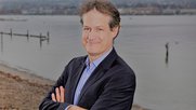 Wechselt nach zweieinhalb Jahren beim SRF zur NZZaS: Daniel Foppa (Bild © NZZ)