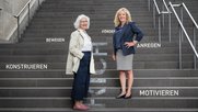 Neu an der KV Business School in Zürich: Erica Sauta (r.), Leiterin des Bildungsgangs Texter und Texterin... (Bild: zVg)