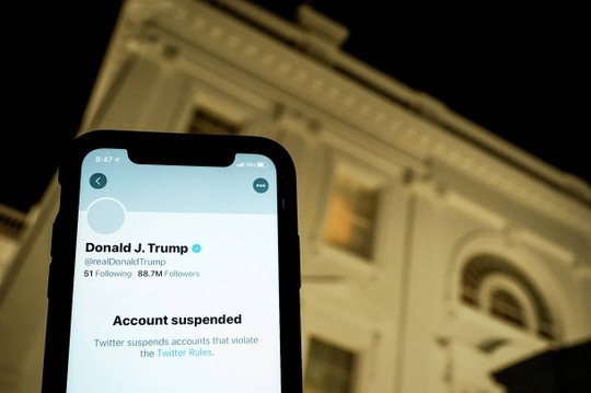 @realDonaldTrump gibt es nicht mehr: «Account gesperrt»….