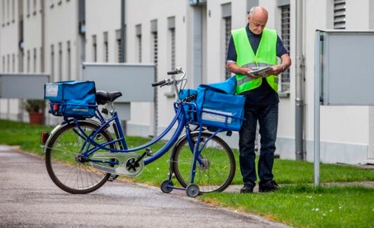 Nicht nur die Mitarbeiter von Quickmail stehen vor einer unsicheren Zukunft, auch die Post muss einen Entscheid der Weko noch abwarten...(Bild: Quickmail Holding)