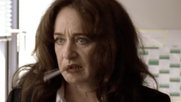 Staatsanwältin Wilhelmine Klemm ermittelt und pafft seit 22 Jahren im «Münster-Tatort»... (Bild: Screenshot WDR-Tatort)