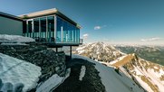 Im Berghaus Niesen Kulm wird der Summit 2022 seine Plattform mit Weitsicht finden...             (Bild: zVg)