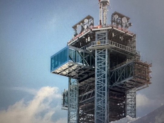 Fast wie in Manhatten - auf dem Titlis soll ein früherer Sendeturm zur Touristenattraktion werden... (Bild: zVg (Titlis))