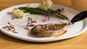 Ein Rindsteak, das im Labor gezüchtet wurde, könnte bald schon in Schweizer Restaurants auf dem Teller liegen... (Bild © AlephFarms/Instagram)