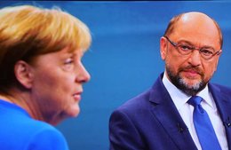 Merkel trennt Dreckgeschäfte von ihrer Person