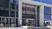 «Wir freuen uns, mit Disney und einer wachsenden Zahl anderer Spieler zu konkurrieren, um die Menschen zu unterhalten», sagt die Netflix-Konzernleitung...