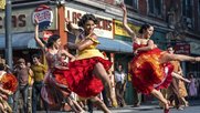 Sie sollen wieder Schwung in das Kino-Gewerbe bringen: die Tänzerinnen in der neuen «West Side Story» von Steven Spielberg...                 (Szenenbild Disney)  