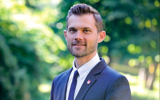 Simon Bucher wechselt vom Touring Club Schweiz (TCS) zur Heilsarmee, wo er das Medienteam verstärkt. (Bild zVg)