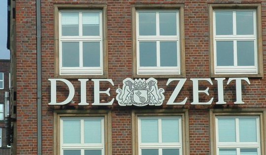 «Berichterstattung über MeToo-Fälle, so heikel sie im Einzelfall auch immer sein mag, ist damit weiterhin möglich», freut man sich beim Hamburger Verlag. (Bild © Wikipedia)