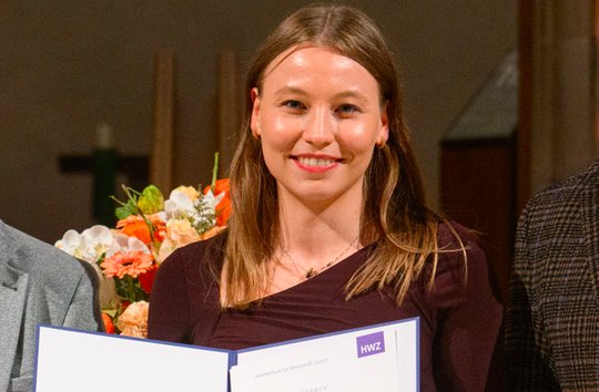Die Studentin Sina Wespi untersuchte den Frauenmangel in den oberen Etagen der Finanz- und Versicherungsbranche... (Bild: zVg)