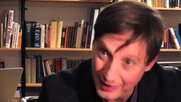 Finn Canonica in jungen Jahren, 2013 als Chefredaktor beim «Magazin»…         (Bild: Youtube)