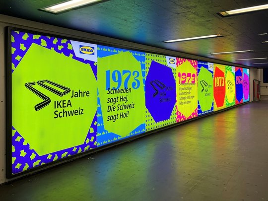 Seit 50 Jahren prägt Ikea den Schweizer Wohnstil: farbenfroh, optimistisch und mit dem typischen Augenzwinkern...     (Bild: zVg)