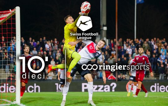 «Das Runde muss weiterhin ins Eckige!», sagte Pizza-König und Fussball-Sponsor Rocco Delli Colli. (Bild zVg)