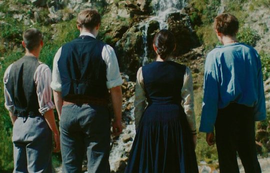 Das Drama spielt im Sommer 1900 in einem Tal im Süden der Schweiz. (Bild zVg)