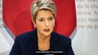 Die Finanzministerin Karin Keller-Sutter an der Medienkonferenz in Bern. Diese dauerte eine Stunde und 37 Minuten...        (Screenshot Livestream)