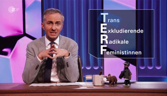 Böhmermann bezeichnet Frauen als Scheisshaufen und behauptet Allianz mit der totalitären Rechten. (Bildschirmfoto «ZDF Magazin Royal»)
