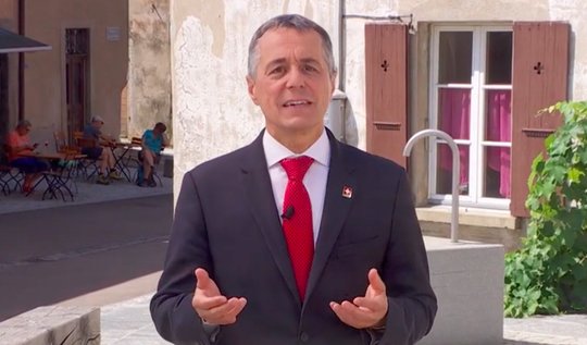 Nach Ignazio Cassis’ verbalem Ausrutscher: Der Verband Schweizer Medien erwartet Diskussionsbereitschaft vom Bundesrat...       (Bild Screenshot Youtube)