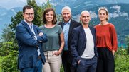 Gruppenbild der Sprecherinnen und Sprecher: Lenz Kirchhofer, Ines Schaberger, Ruedi Heim, Manuel Dubach, Lea Wenger-Scherler…                (Bild: SRF)