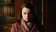 Sophie Scholl wird von der Zürcherin Luna Wedler verkörpert. Sie ist, wie Sophie Scholl vor hundert Jahren, 21 Jahre alt. (Bild © SWR/BR)