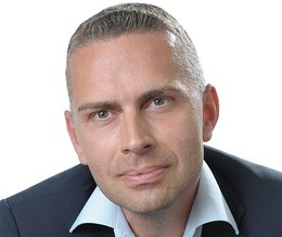 Hardegger kommt von Etextera