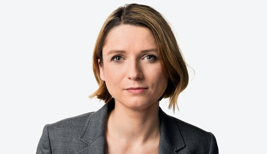 Henriette Engbersen: «Ich bin in London meine eigene Chefin und habe sieben Tage die Woche Pikettdienst.» (Bild: © SRF/Oscar Alessio)