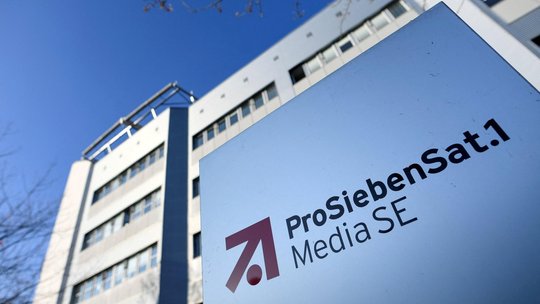 Das Verhältnis zwischen Berlusconis Medienunternehmen und ProSiebenSat1 galt lange als unterkühlt. Jetzt soll es wärmer werden, heisst es...        (Bild: PoSiebenSat1)