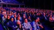 Vor 700 Gästen buhlten die TV-Sender um die Gunst der Media-Profis, die im Auftrag ihrer Kunden die Werbegelder vergeben...        (Bild zVg)