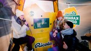 Damit das «ganze Stimm-Potenzial ausgeschöpft» wird, stehen Ricola-Bonbons bereit... (Bild zVg)