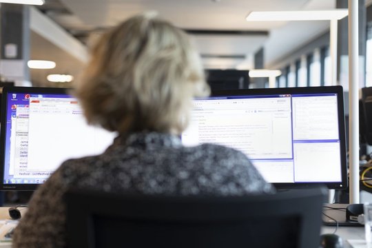 Keystone-SDA sucht trotz erklärter «Verschlankung» der Führungsebene einen Leiter «Visuelles» (Bild: Keystone-SDA / Gaetan Bally).
