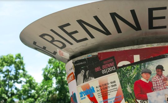 Nicht nur «Behörden-Willkür» kritisieren die Ggener des neuen Reklame-Reglements, sondern auch eine «Verletzung der Grundrechte». (Bild Screenshot SRF)
