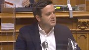 SP-Mann Jon Pult ist mit einem Minderheitsantrag, der die SRG im Onlinebereich befreien wollte, im Nationalrat abgeblitzt... (Bild: Screenshot Parlamentsdienste)