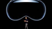 «Heute beginnt eine neue Ära des Computers», sagte Tim Cook, CEO von Apple, bei der Präsentation von «Vision Pro»…                (Bild: Apple)