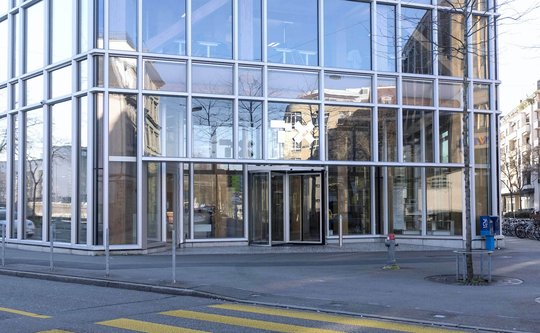 Die TX Group schreibt im Corona-Jahr einen Verlust von fast 71 Millionen Franken auf Ebit-Stufe... (Bild: TX Group)