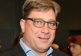 Mitinitiant Gilbert Bühler für Holding-Klausel