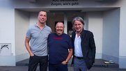 Thomas Wildberger (l.), Partner bei Prophet, übernimmt das ADC-Präsidium von Frank Bodin (r.), Inhaber von bodin.consulting. Dazwischen Remy Fabrikant, der den Vorstand verlässt...    (Bild © ADC)