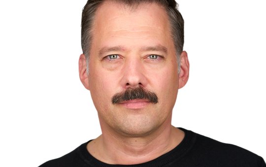 Der Journalist übernimmt das Fachmedienunternehmen vom Mitgründer Heinrich Meyer... (Bild: zVg)