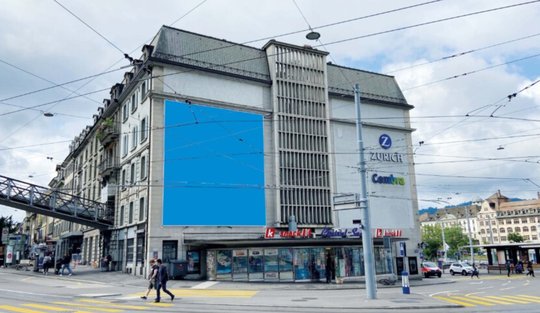Clear Channel betreut neu unter anderem das Megaposter am Central. Dieses befindet sich ab Februar 2022 im Portfolio der Firma... (Bild: Clear Channel)