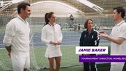 Roger Federer und Prinzessin Kate lassen sich vom Turnier-Direktor die Abeit mit den Ball-Kids erklären...        (Screenshot YouTube)