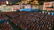 30° um 21 Uhr: Heisszeit auf der Piazza Grande