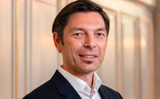 «Wir denken nicht in Kategorien wie ‘analog’ oder ‘digital’, sondern in Werbeumfeldern», sagt der Chef der Post-Tochter... (Bild: © Livesystems / zVg)
