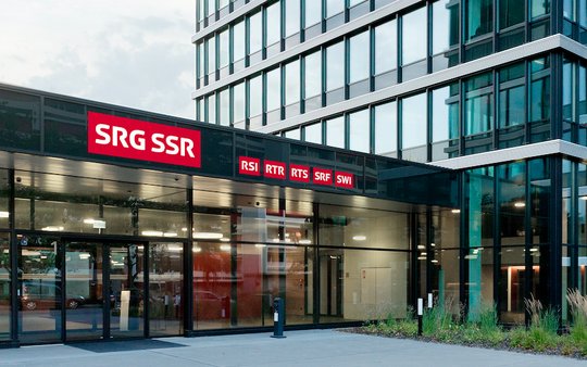 In der achtköpfigen SRG-Geschäftsleitung sitzt mit SRF-Direktorin Nathalie Wappler derzeit nur eine einzige Frau.