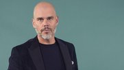 Simon Leu moderiert nach über 20 Jahren im News-Journalismus ab Januar 2024 eine Gesprächssendung, bei der Menschen und deren Musik im Zentrum stehen... (Bild © SRF)